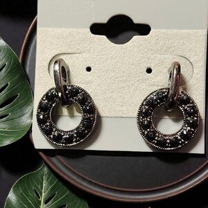 Crown Trifari Gunmetal Black Crystals Rhinestone Earrings